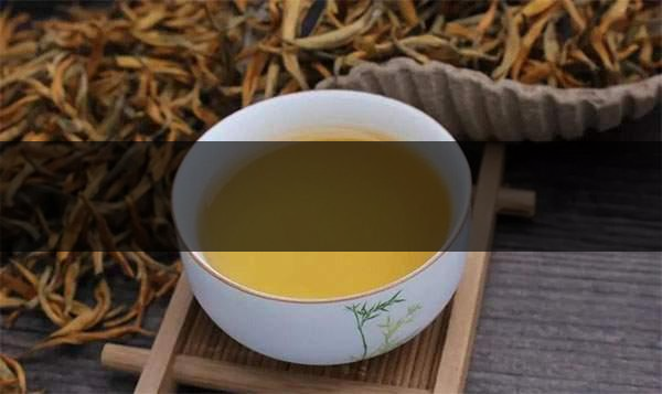 四招（方面）教你學(xué)會辨別茶的新陳！-1