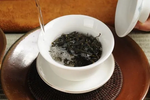 普洱茶怎么泡？原來熟茶和生茶泡法不一樣，浪費了多少茶葉