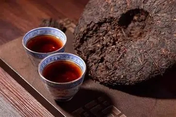 苦、澀味絕不是古樹普洱的霸氣，那也叫懂普洱茶，別逗了！