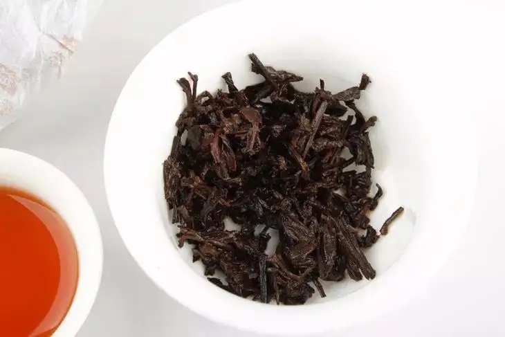 普洱熟茶好壞如何辨別？行家教你3步走！聞茶香、品茶湯、鑒葉底