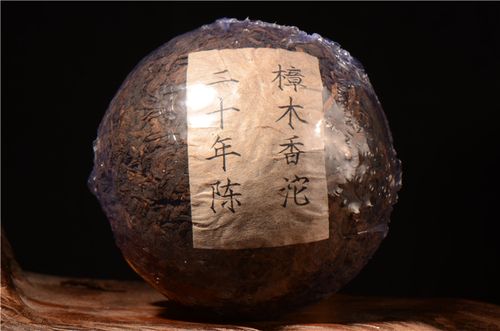 收藏普洱茶，應選擇知名品牌還是小品牌？