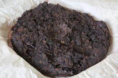 普洱熟茶茶湯中美麗的“金邊”從何而來？