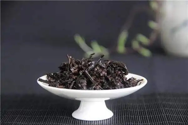 判斷普洱茶是不是好料，只看一個地方！