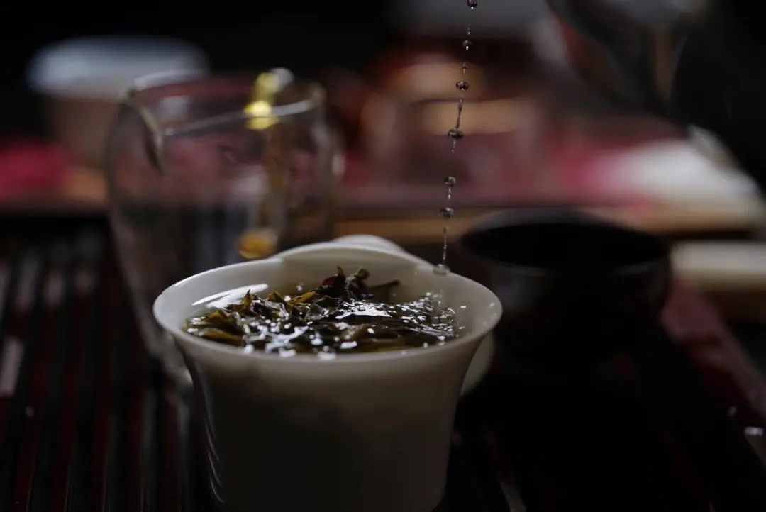 2023年老班章古樹(shù)春茶特點(diǎn)？